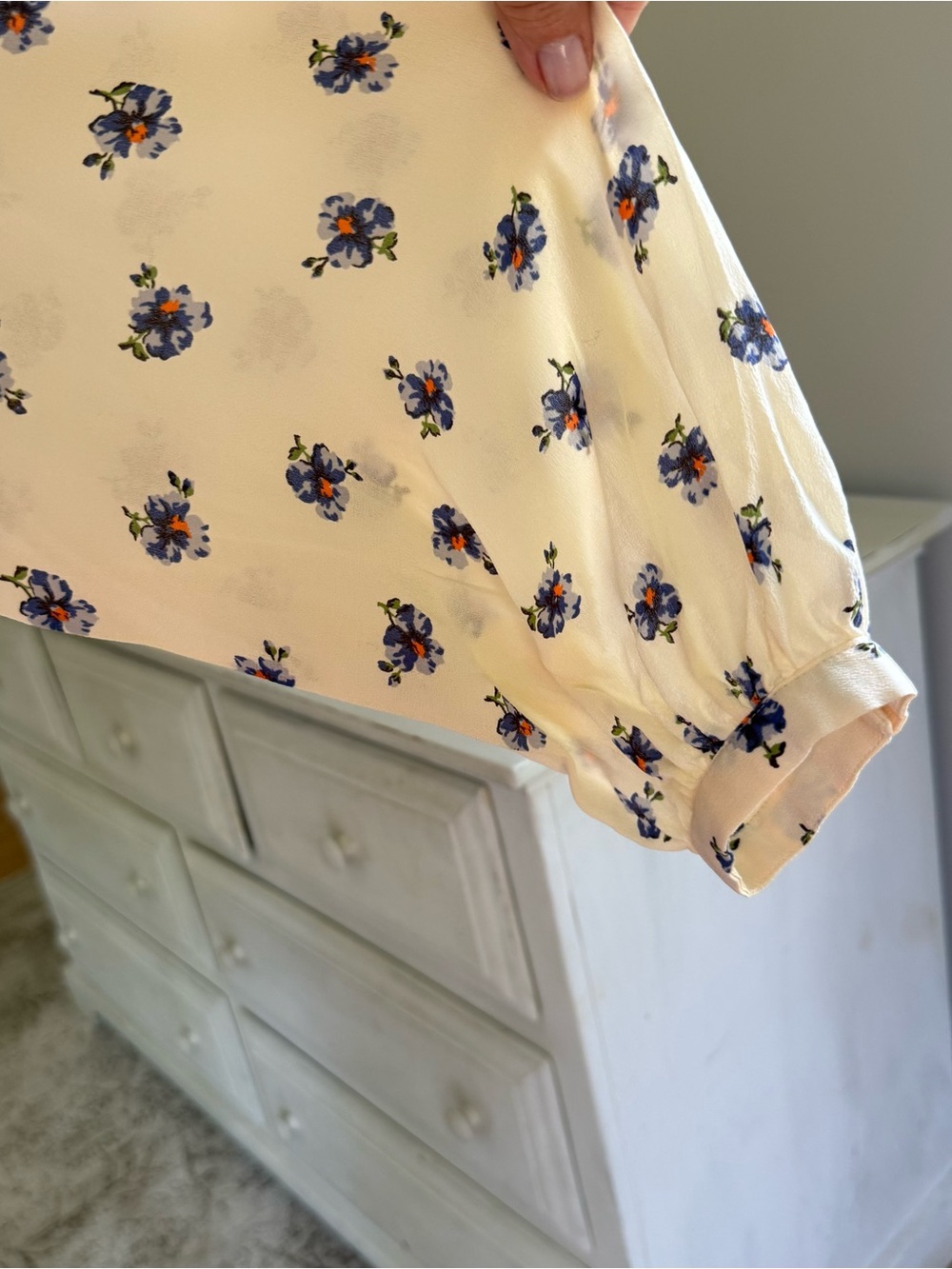 Cream Silk Floral Shirt - Picture 4 of 5
